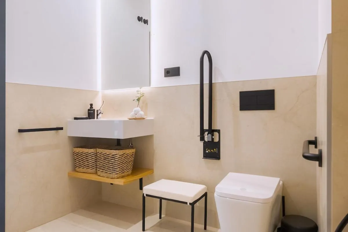 Luxury Apartment Overlooking Casa Pilatos Seville 0*,
