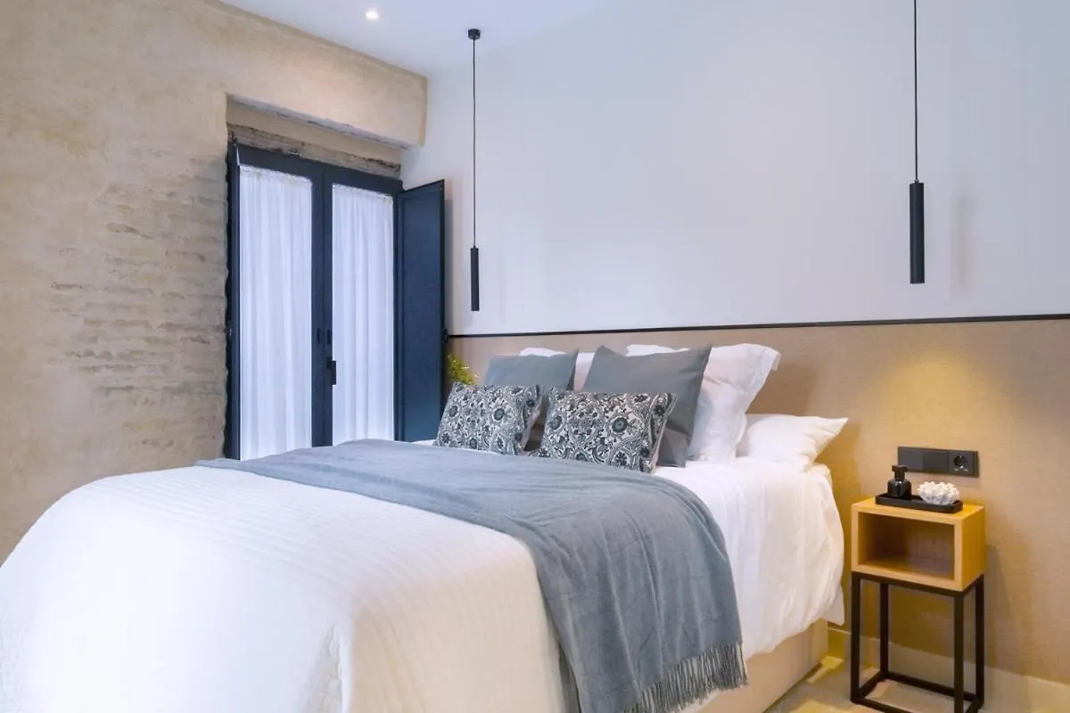 Luxury Apartment Overlooking Casa Pilatos Seville 0*,
